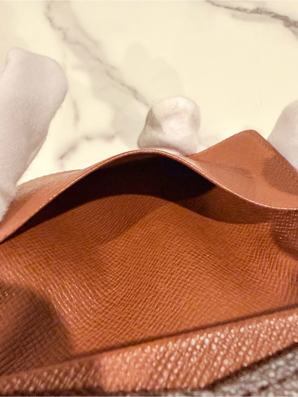 Louis Vuitton Cardholder - Picture 10 of 11